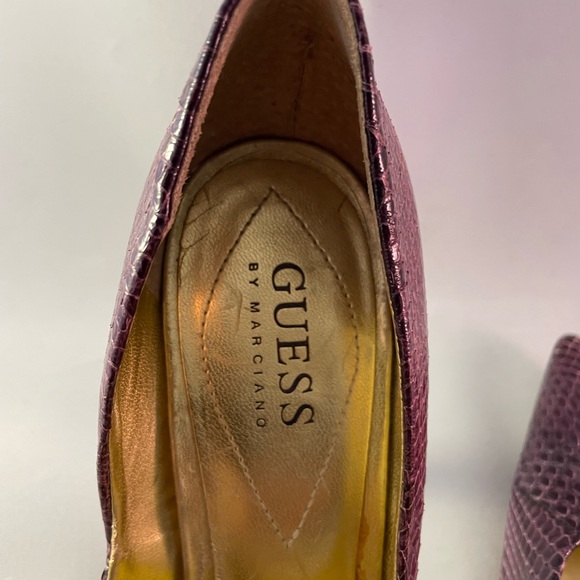 Y2K Dusty Purple Guess snakeskin 4” Pumps with wood stacked heel - Picture 5 of 12